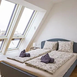 https://living-apartments-ottakring.vienna-besthotels.com
