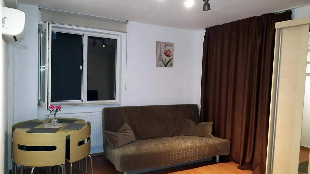 Patria Studio Bucharest Apartment